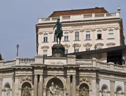 Albertina Palace Interiors In-App Tour with a Ticket: Explore the Real Luxury